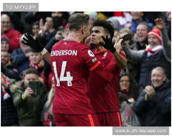 利物浦惨遭曼城痛击！罗伊·基恩怒批防守崩溃，卡拉格直指科纳特是核心问题