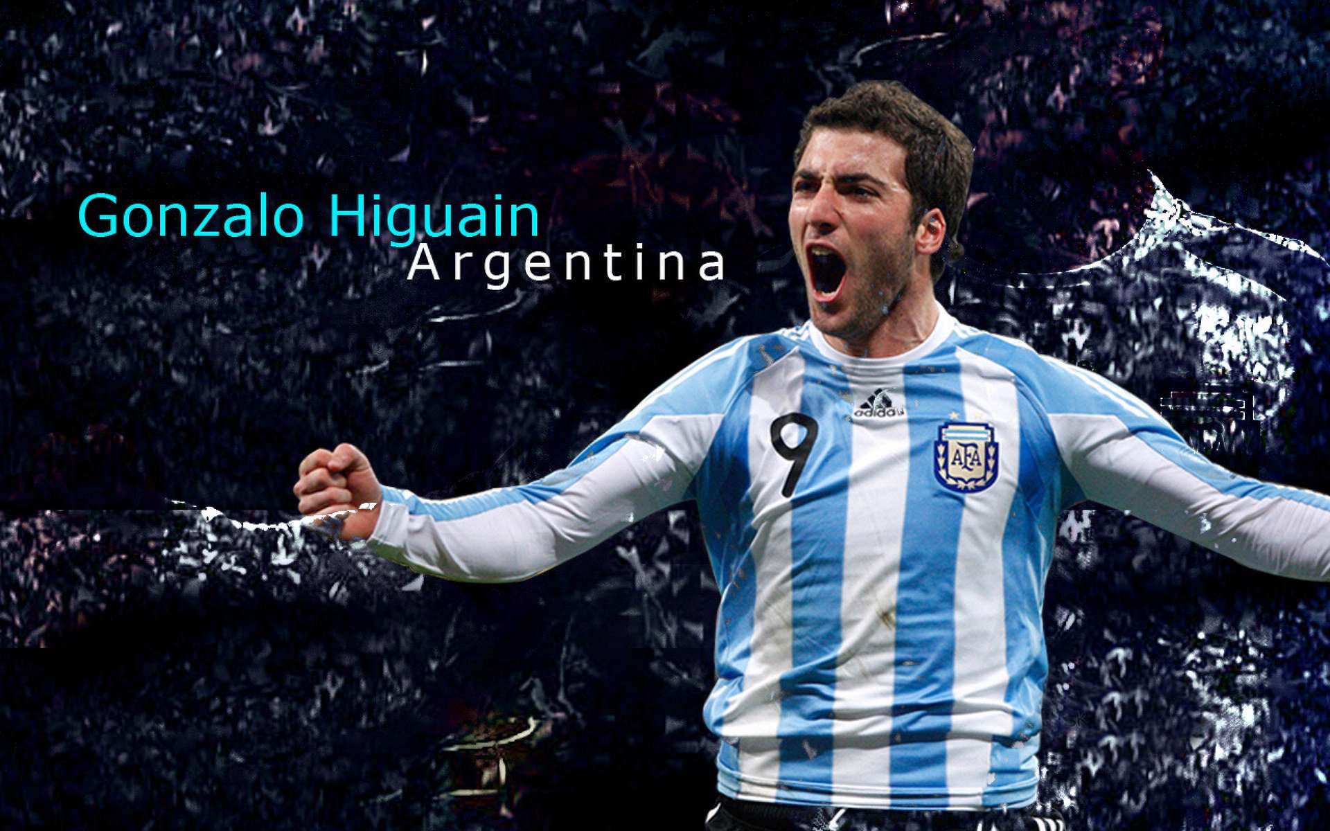 世界杯：火车站候车室大屏升级为4K 带动观赛人流滞留